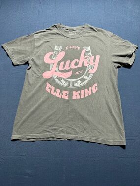 Elle King 2023 A Freakin Men Tour Graphic T-Shirt Gray Cotton Large
